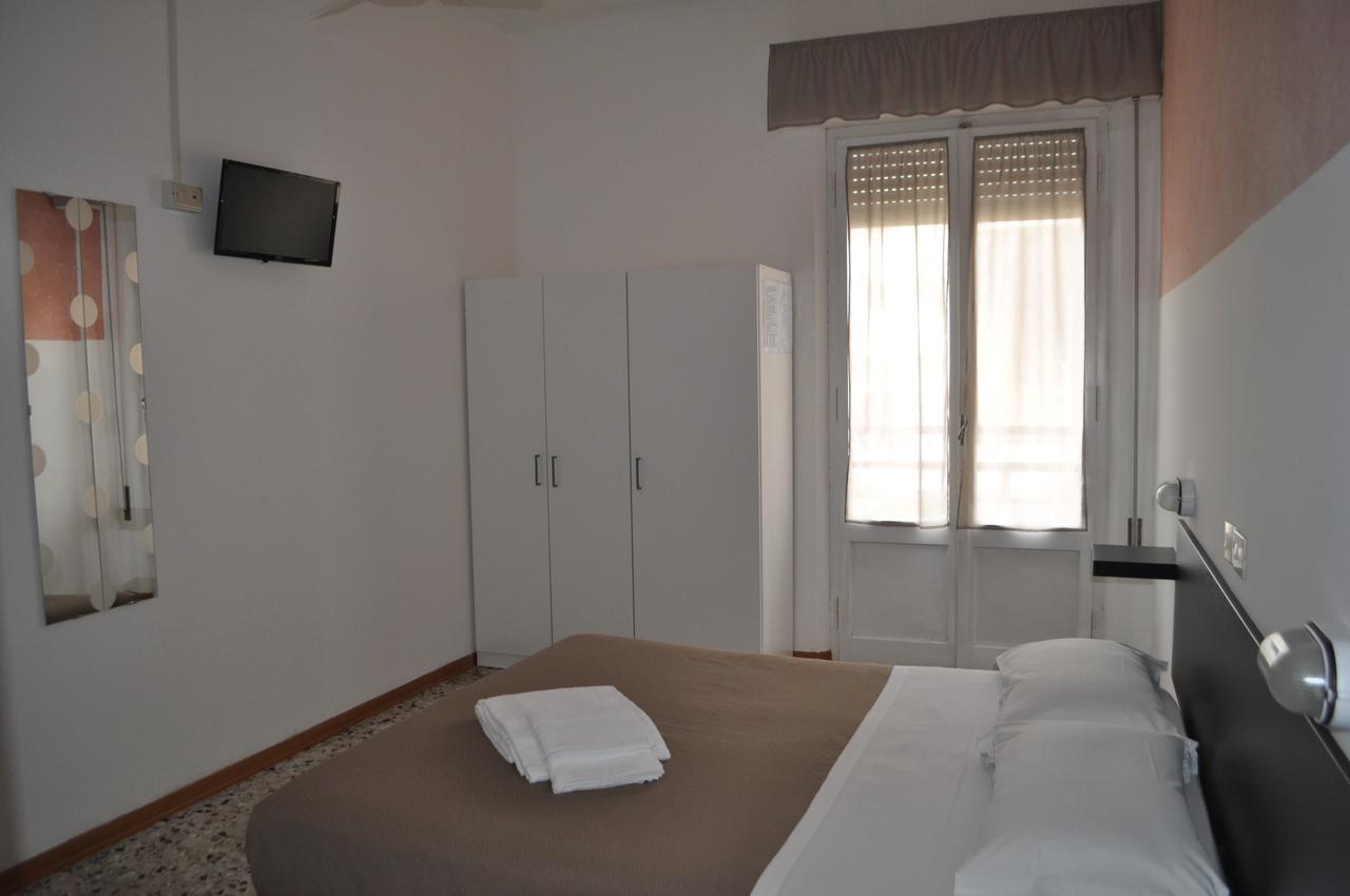 Hotel Urano Cattolica Ngoại thất bức ảnh