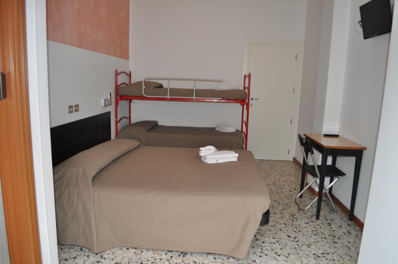 Hotel Urano Cattolica Ngoại thất bức ảnh