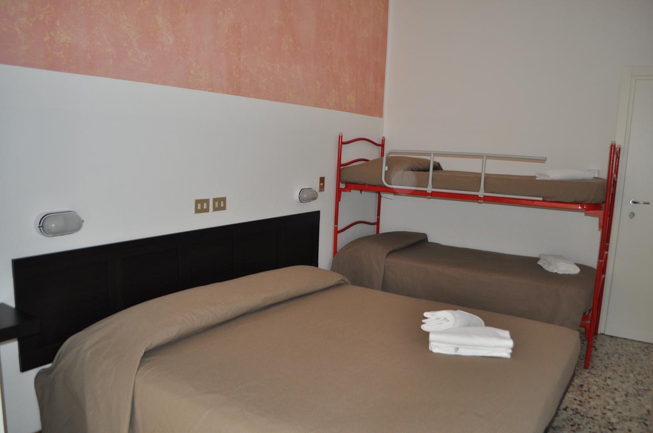 Hotel Urano Cattolica Ngoại thất bức ảnh
