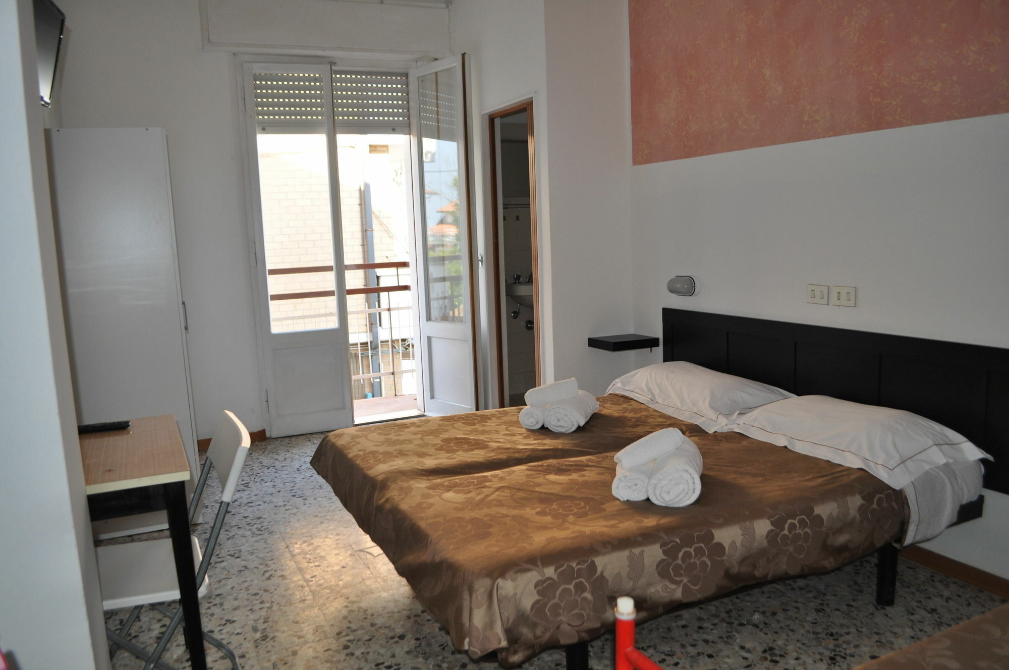 Hotel Urano Cattolica Ngoại thất bức ảnh